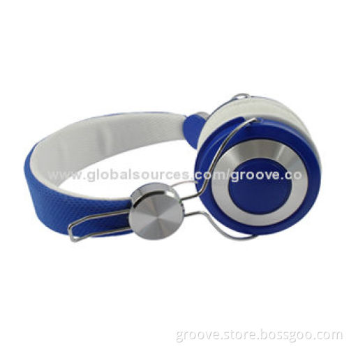 High Quality Metal Headset with 150cm Cable Length and Stylish Retractable Design